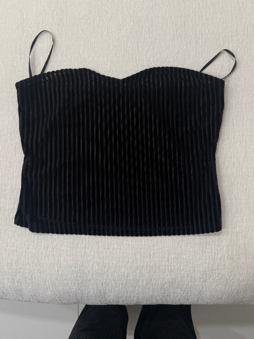 Black velcro crop top - small